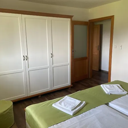 Farma Basarovi Penzion Prosecne