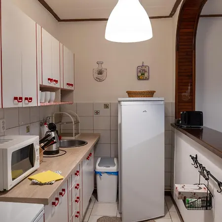 Farma Basarovi 3* Prosecne